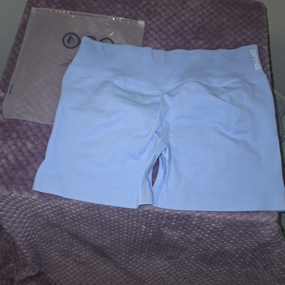 DFYNE Women's Sky Blue Bike Shorts